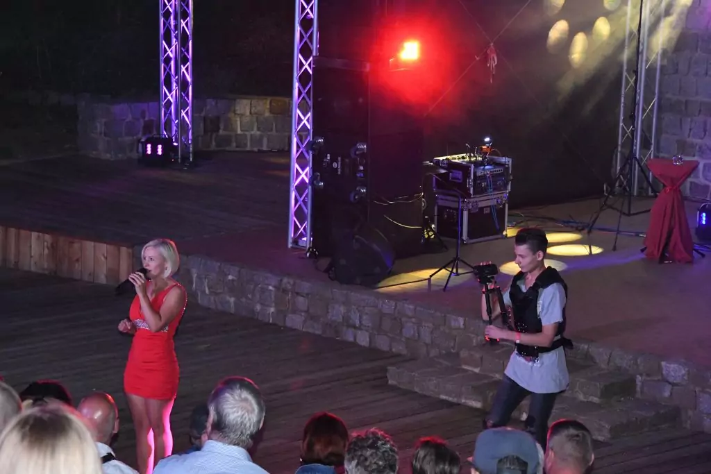 Booking Michelle Doubleshow mit Katja